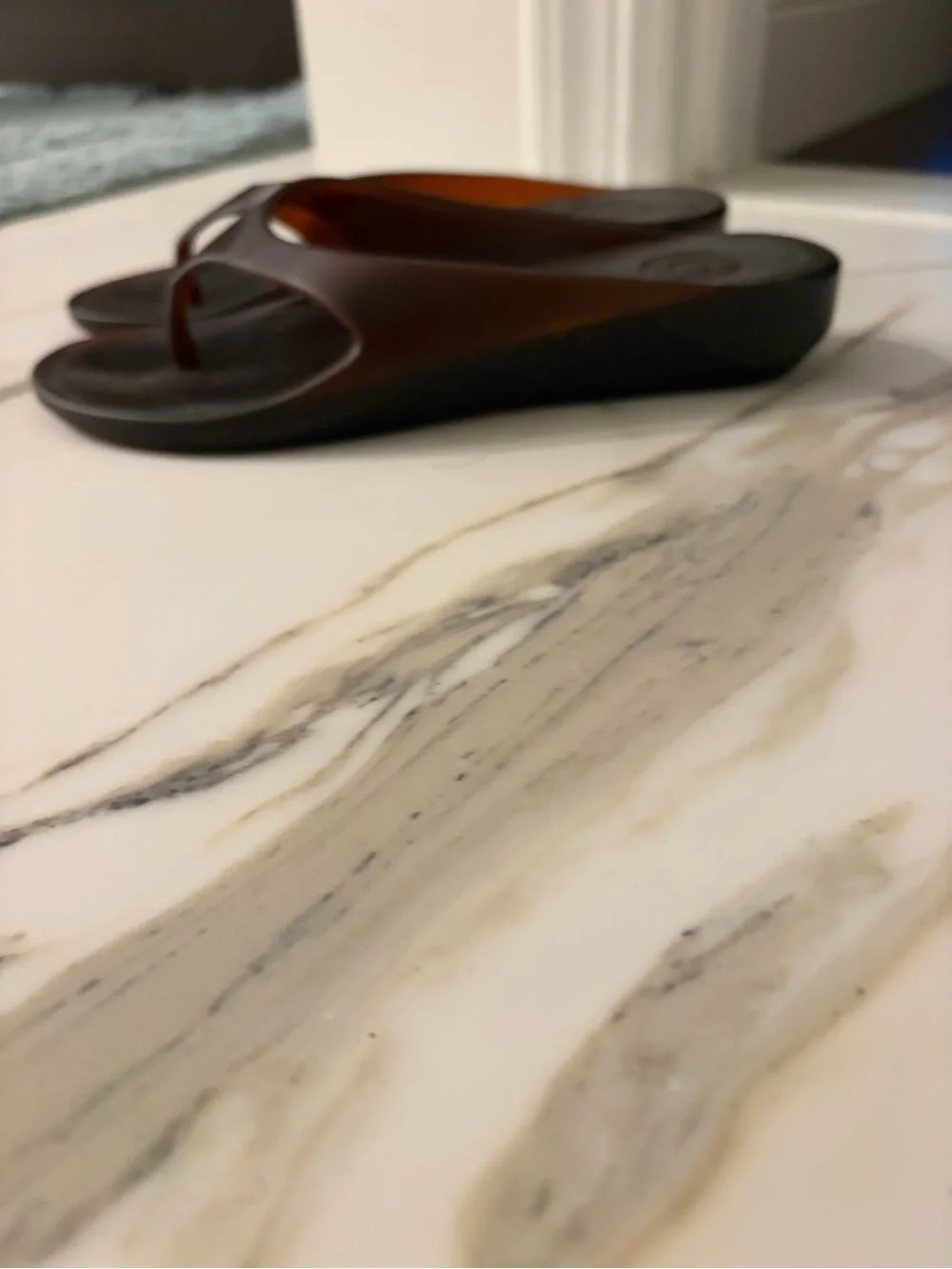 GAP Jelly Brown Flip Flop Sandals